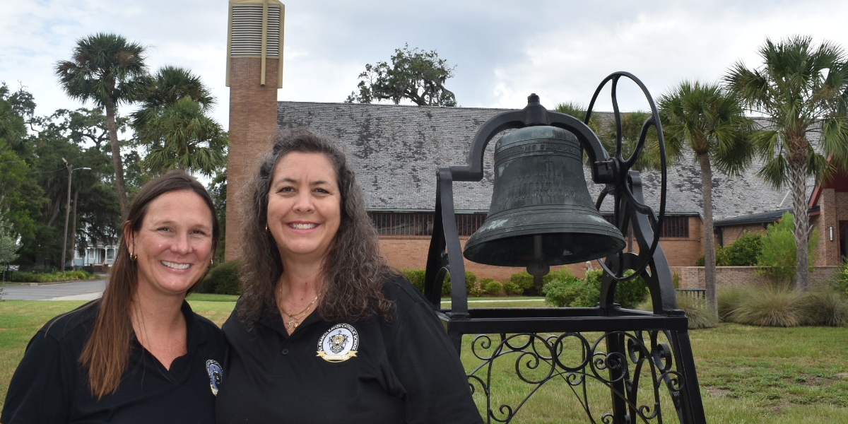 Mrs. Marr and Vice principal Mrs. O'Connor prepare for the first day of school